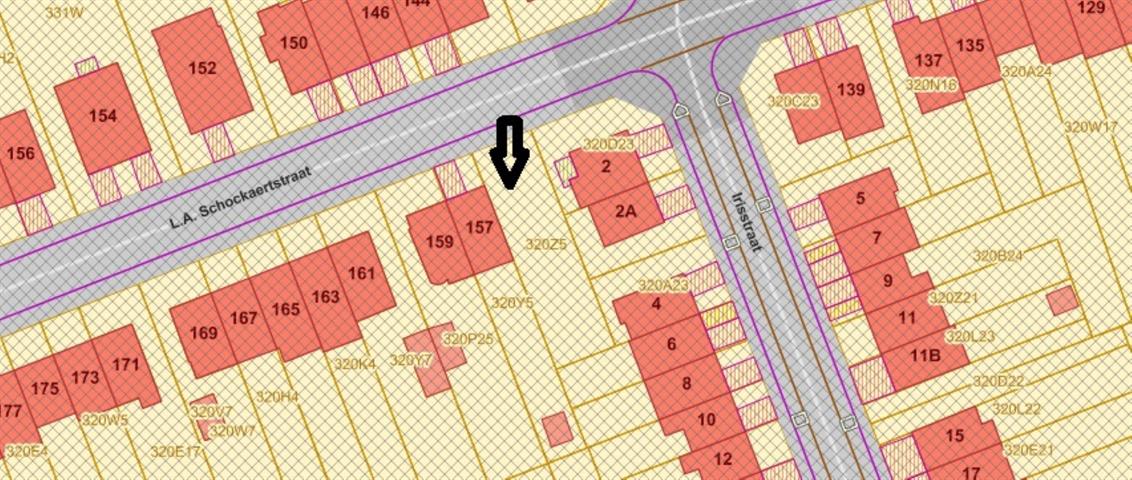 Grond gelegen in woonzone voor 3-gevelwoning