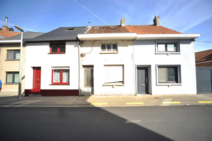 Te renoveren woning in centrum Asse.