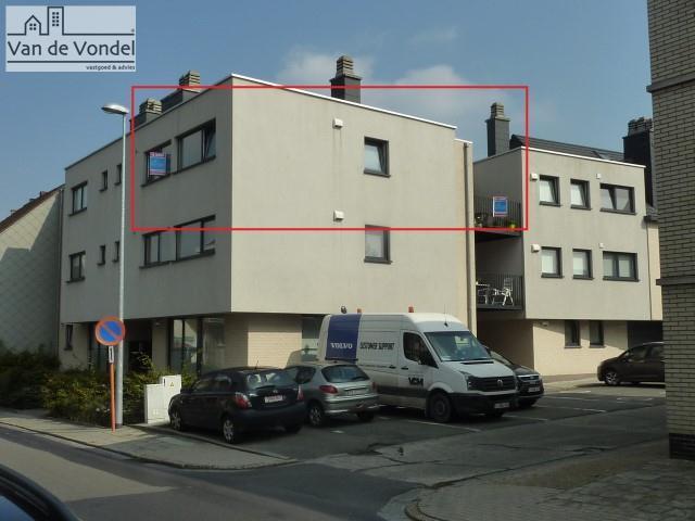 Ruim appartement 110m² te Erembodegem. Strategische ligging!