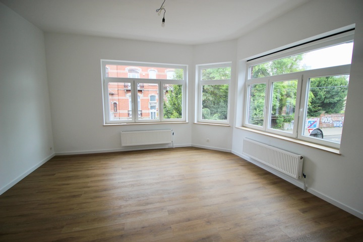 Flat - for rent - 1190 Forest