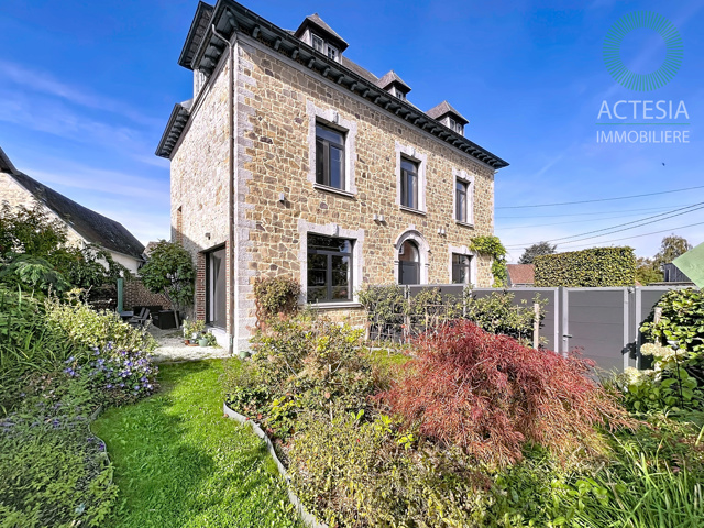 Immeuble mixte - à vendre - 5020 Temploux