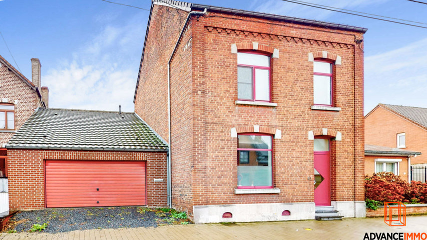 MAISON - 3 CHAMBRES - GARAGE ET JARDIN