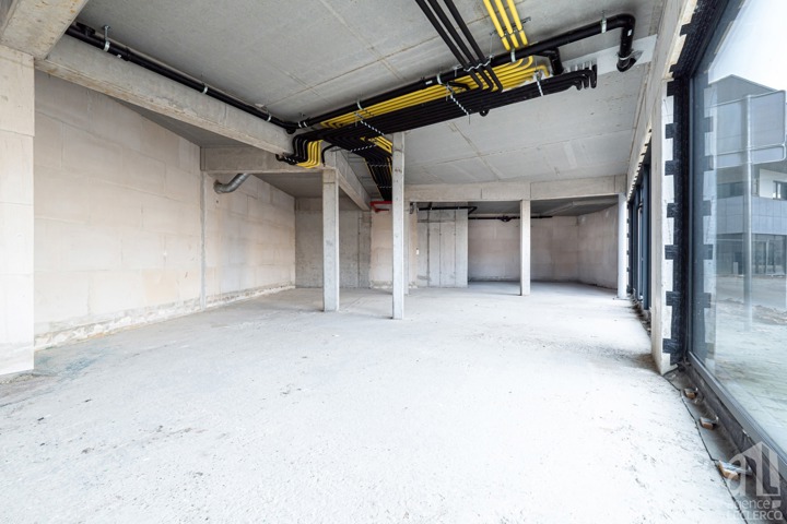 Rez commercial - à vendre - 7500 Tournai