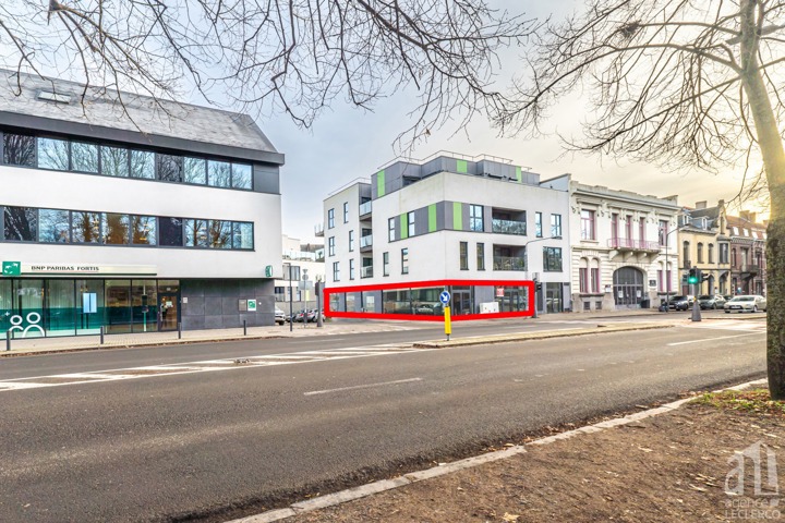 Rez commercial - à vendre - 7500 Tournai