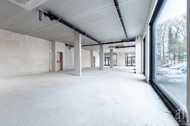 Rez commercial - à vendre - 7500 Tournai