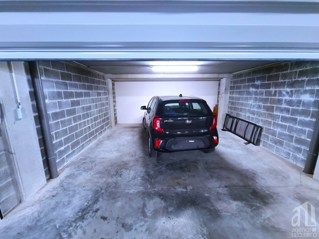Garage double - à vendre - 7500 Tournai