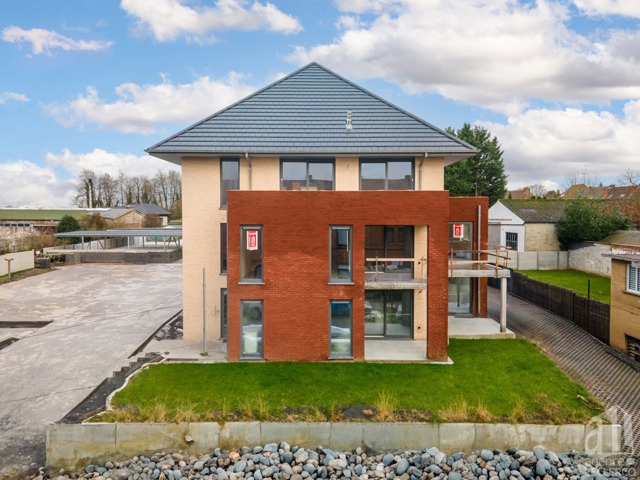 Appartement - à vendre - 7900 Leuze-en-Hainaut