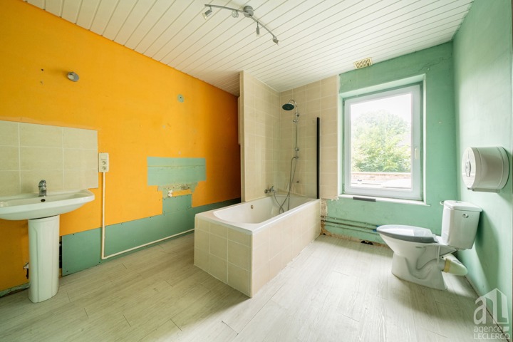Immeuble à usage multiple - à vendre - 7640 Antoing