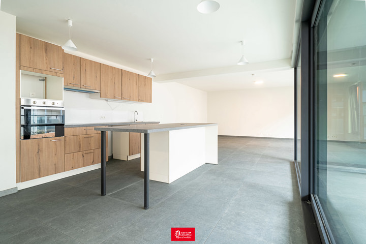 Appartement - à louer - 7500 Tournai