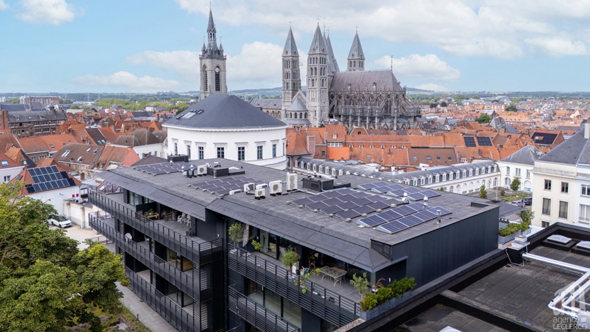 Usage multiple - à vendre - 7500 Tournai