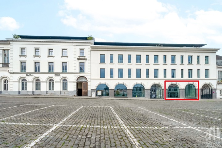 Usage multiple - à vendre - 7500 Tournai