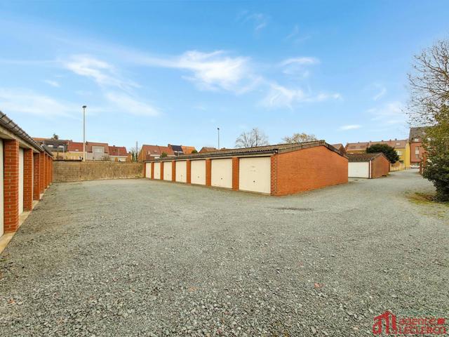Garage (ferme) - à louer - 7850 Enghien
