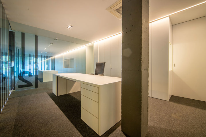 Commercieel te koop in Antwerpen