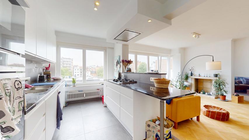 Flat - Schaerbeek - #6808995-0