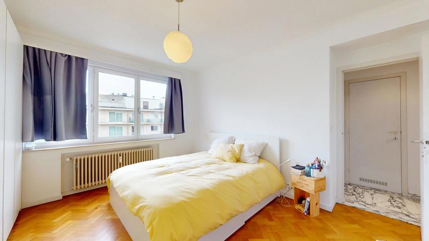 Flat - Schaerbeek - #6808995-0