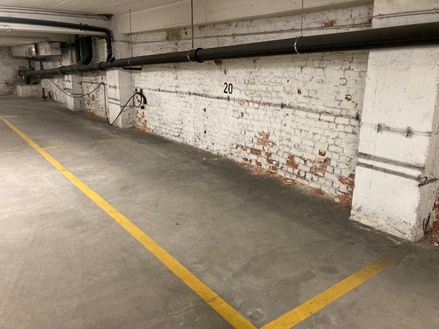 Garage / parking - te huur - 1000 Bruxelles