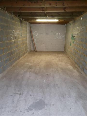 A LOUER - LIBRE 01/01/26 - GARAGE Fermé et  zone sécurisée.