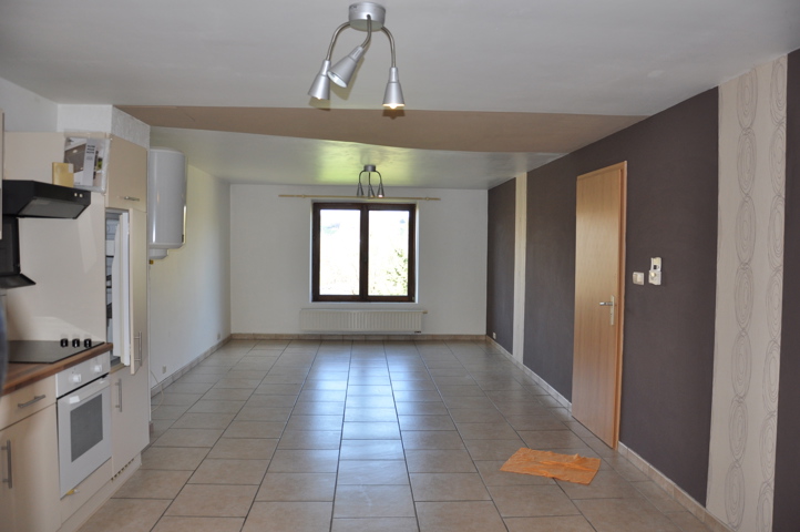 Triplex - à louer - 5570 FOCANT
