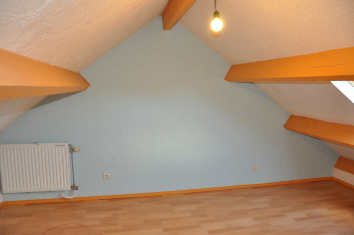 Triplex - à louer - 5570 FOCANT