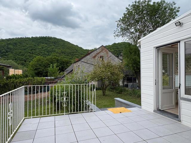 Maison - à louer - 5540 HERMETON-SUR-MEUSE