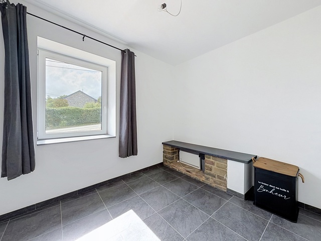 Huis - te koop - 5570 SEVRY