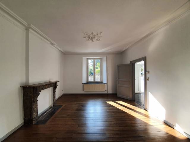 Maison - à louer - 5540 HERMETON-SUR-MEUSE