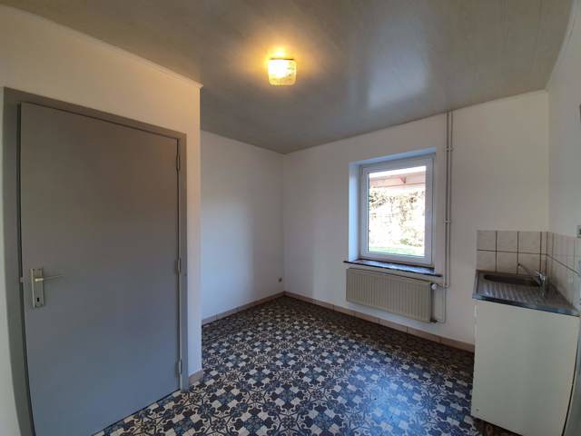 Maison - à louer - 5540 HERMETON-SUR-MEUSE
