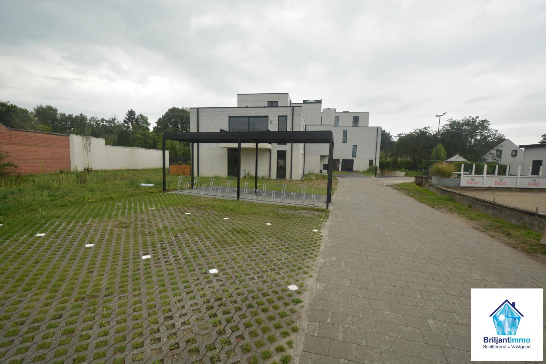 Te Huur: Kolenboer B002 Te Huur: Kolenboer B002