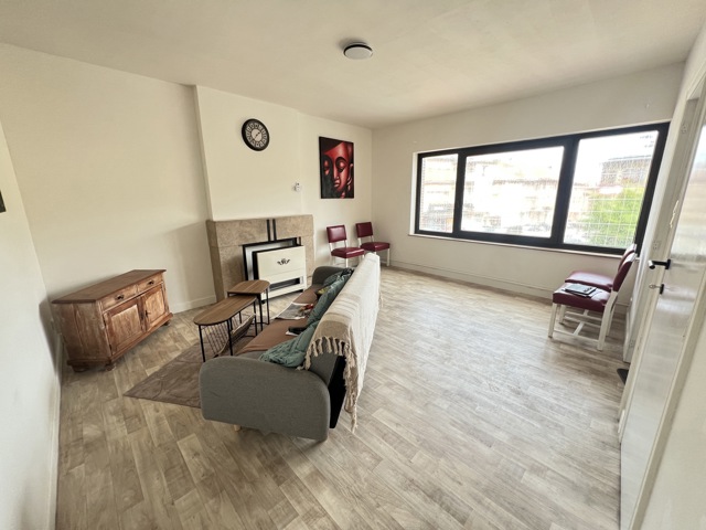 Appartement 1ch remis � neuf