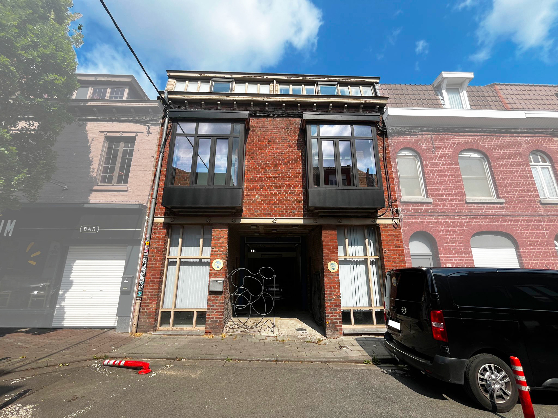 Grand atelier/entrepôt de 600 M2 situé au centre-ville de Mouscron ! 