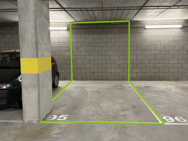 Delta - emplacement de parking intérieur 