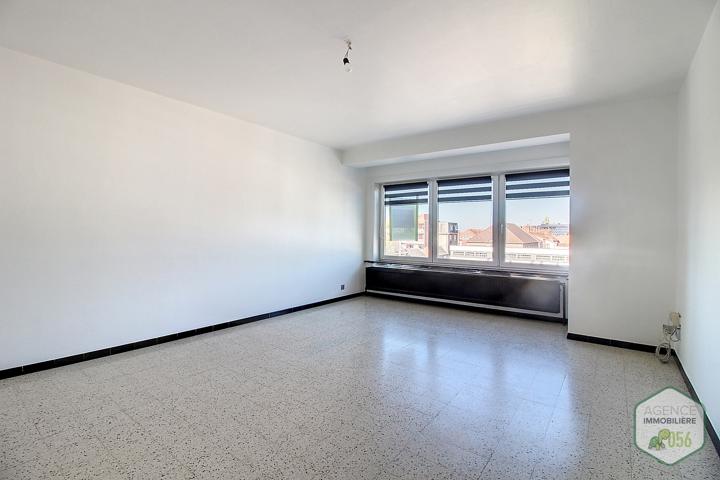 Appartement avec 2 chambres et terrasse. Libre le 1er janvier 2026.