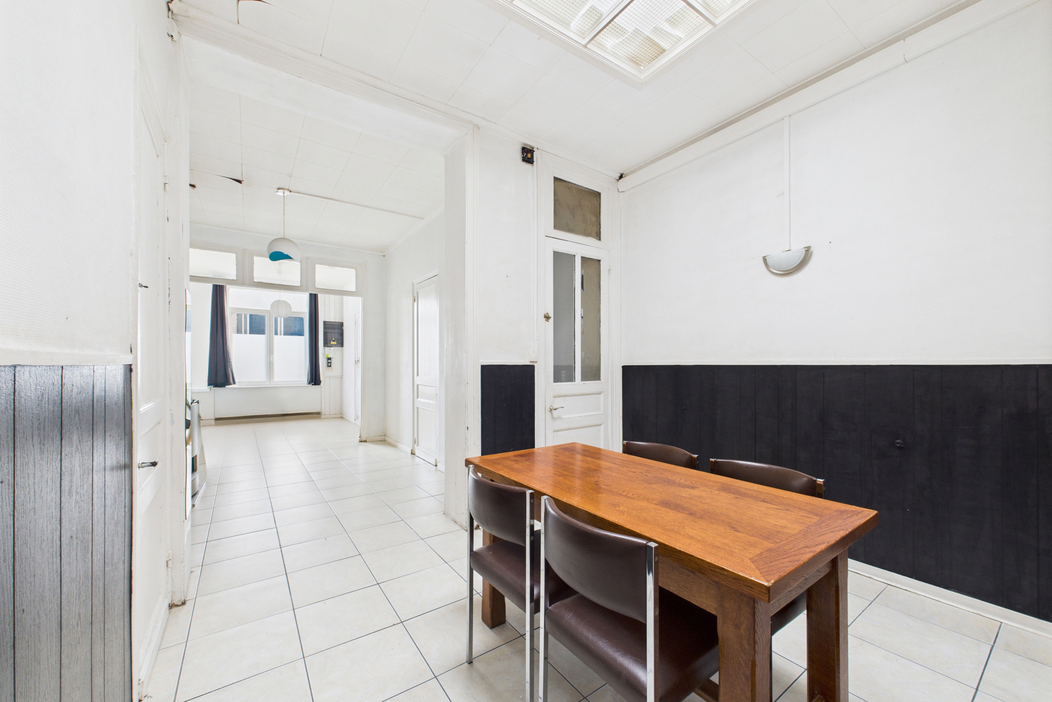 Maison située en centre ville avec 3 chambres et jardin ! 