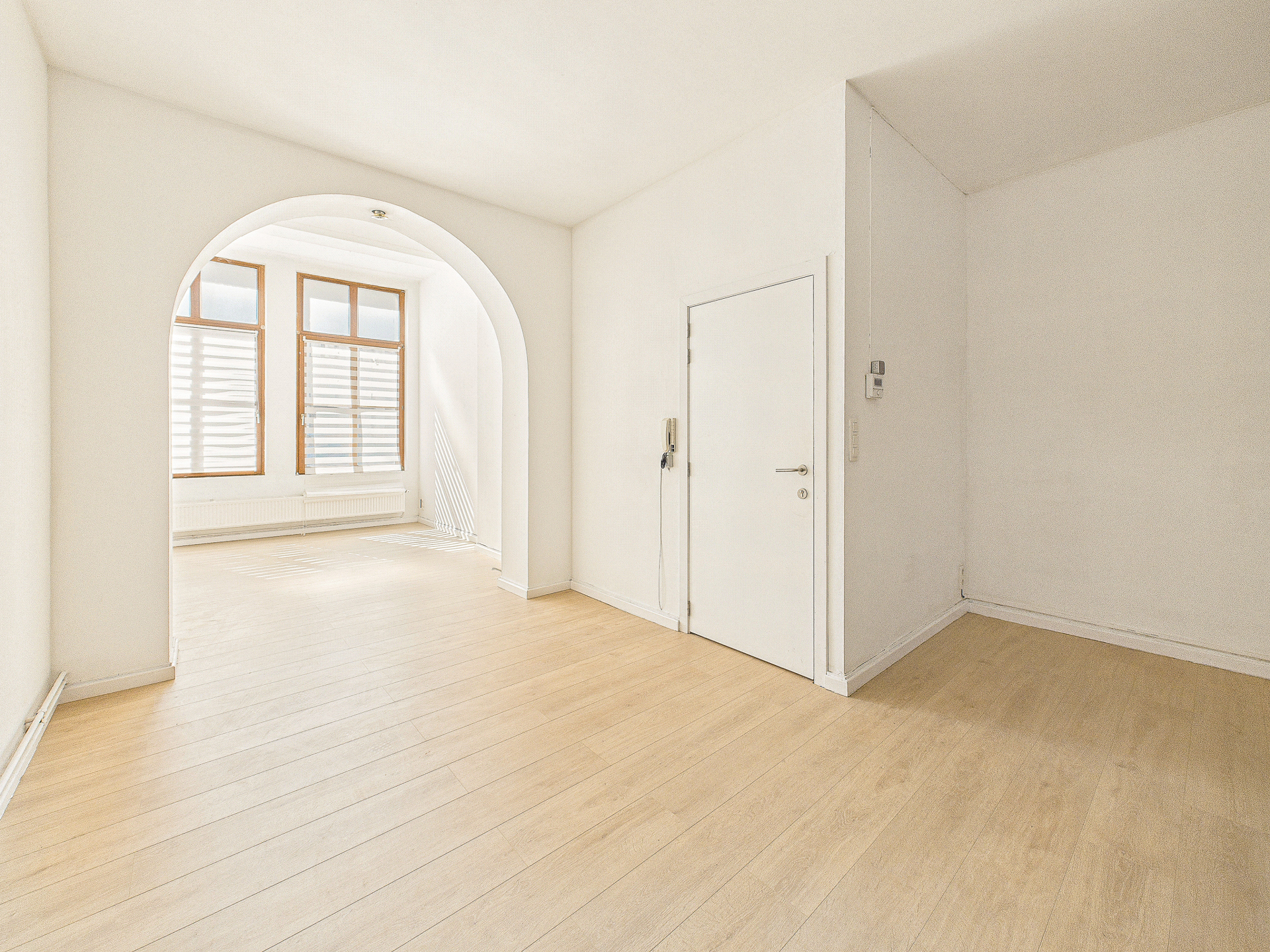Magnifique appartement triplex rénové de 130 m² situé proche du centre-ville de Tournai !