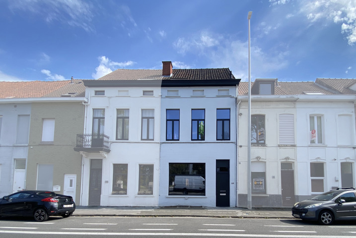 Maison de maître rénovée avec style et agréable jardin