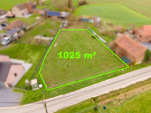 Terrain à bâtir de 1.025 m² au cœur de la campagne
