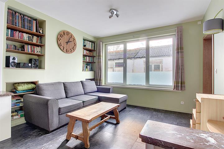 Appartement 2 chambres rénové avec jardin