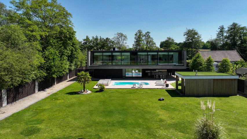 Villa contemporaine d`exception, prestations haut de gamme