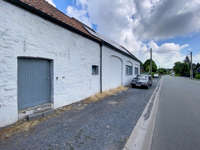 Bel appartement deux chambres avec mezzanine et parking ! Libre le 15 juillet 2026.