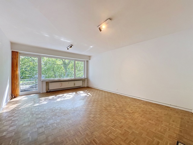 Appartement 2 chambres en centre ville avec cave et garage ! Libre le 1er aout 2026