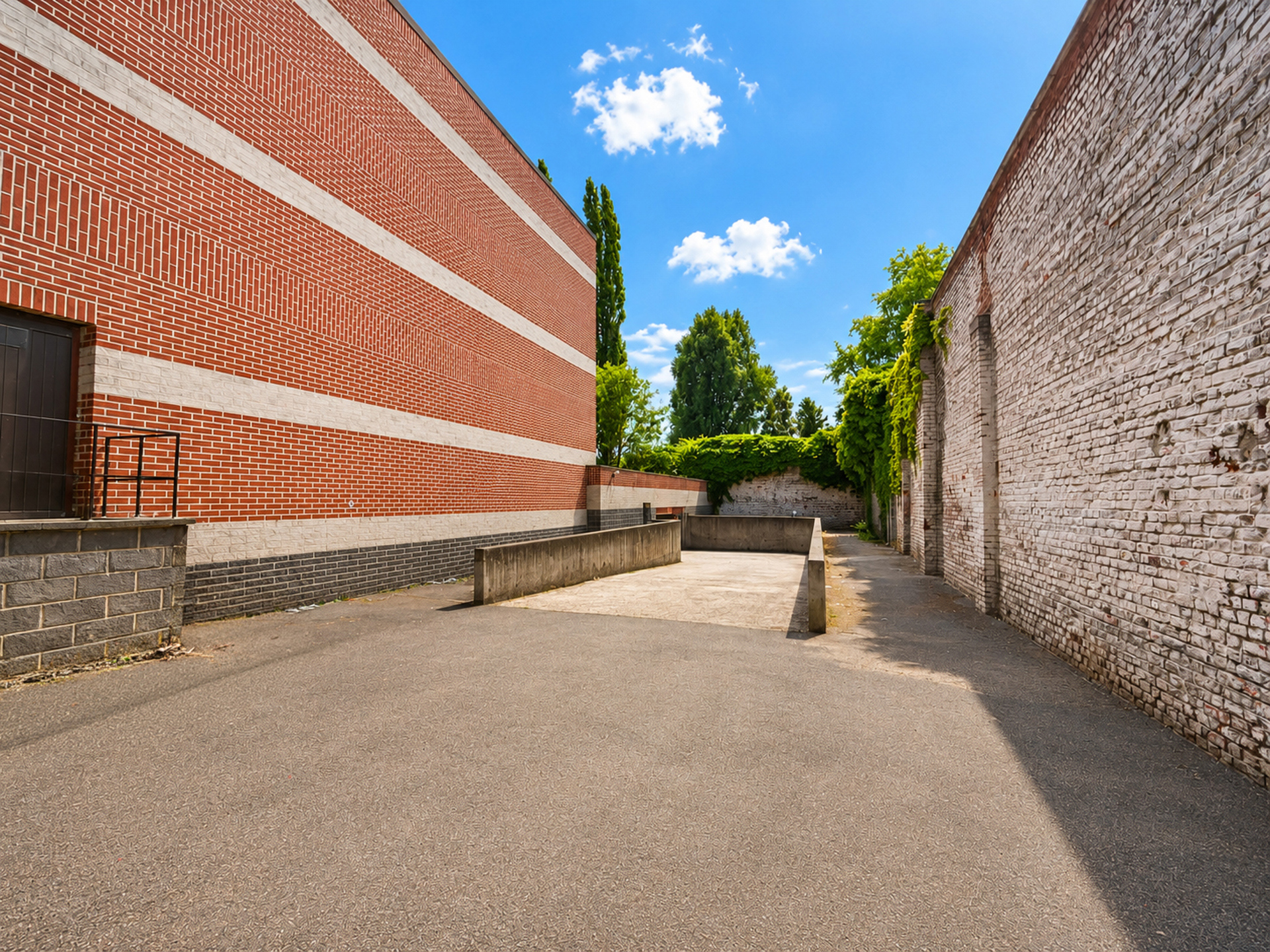 Emplacements de parking intérieur dans le centre ville !