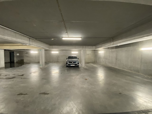 Parking Madou View — 4