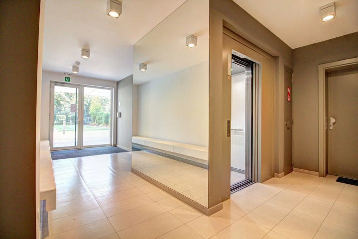 B.House G2.3 — 10