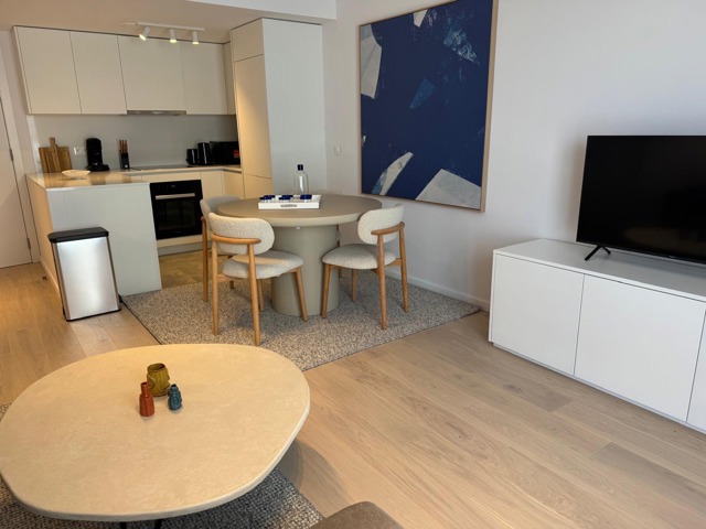MADOU PLAZA 2.05 — 11