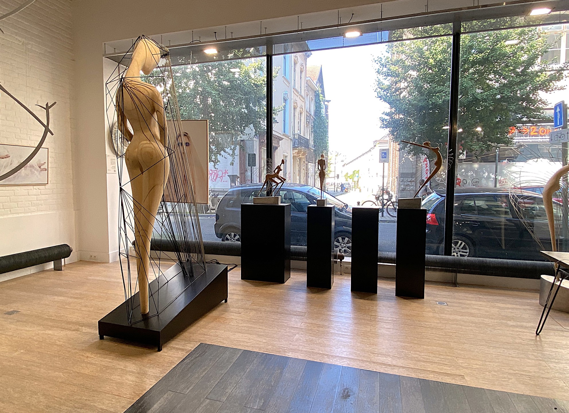 Place du Jardin aux Fleurs - Galerie d'art