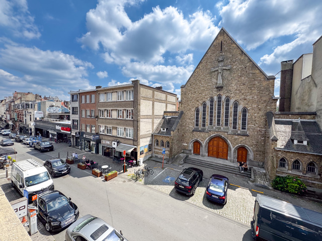 appartement rénové rue Vanderkindere