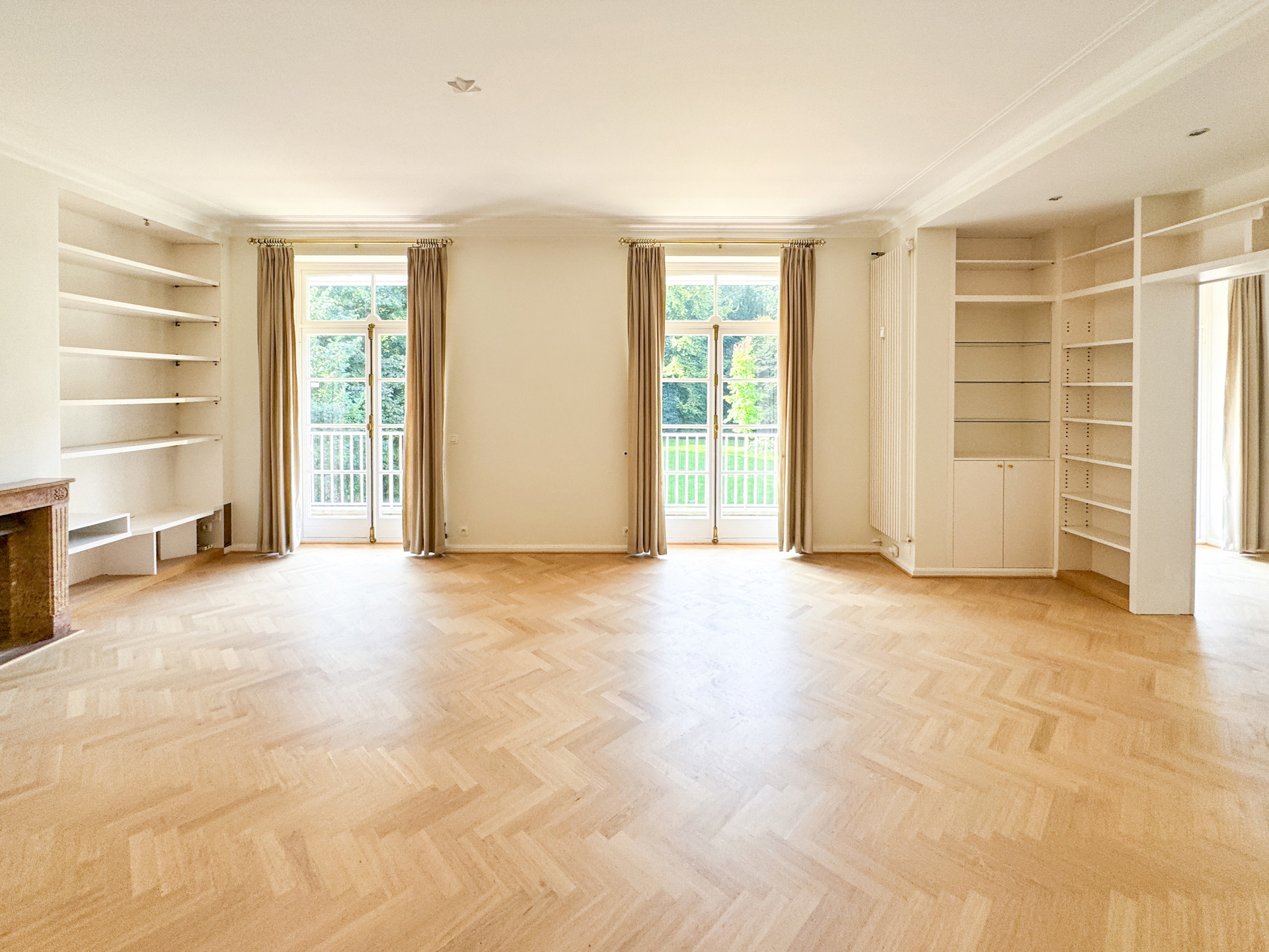 Roosevelt - Grand appartement en face du bois de la cambre