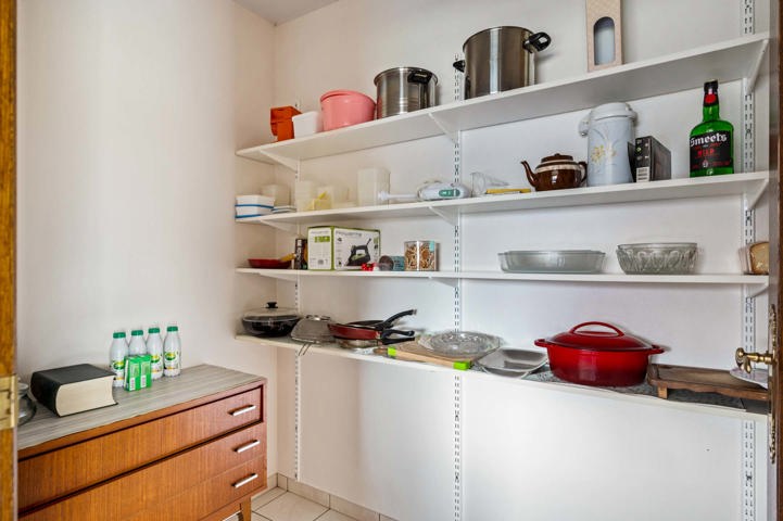 Woning met bouwgrond 13
