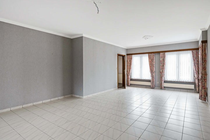 Woning met bouwgrond 3