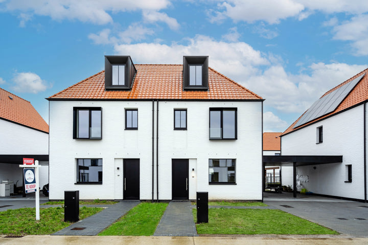 Bruggenhoofdstraat 16 te Astene